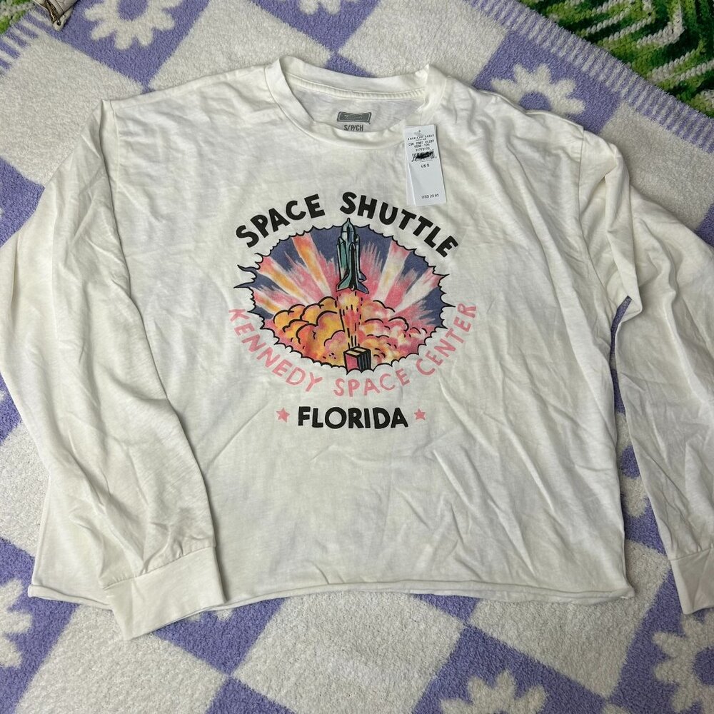 NWT Oversized Kennedy Space Center Tee